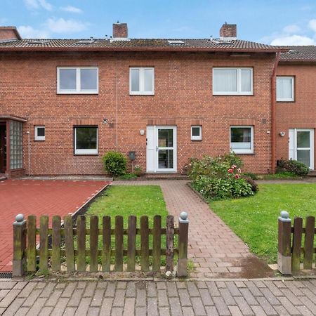 Johanne Büsum Exteriör bild